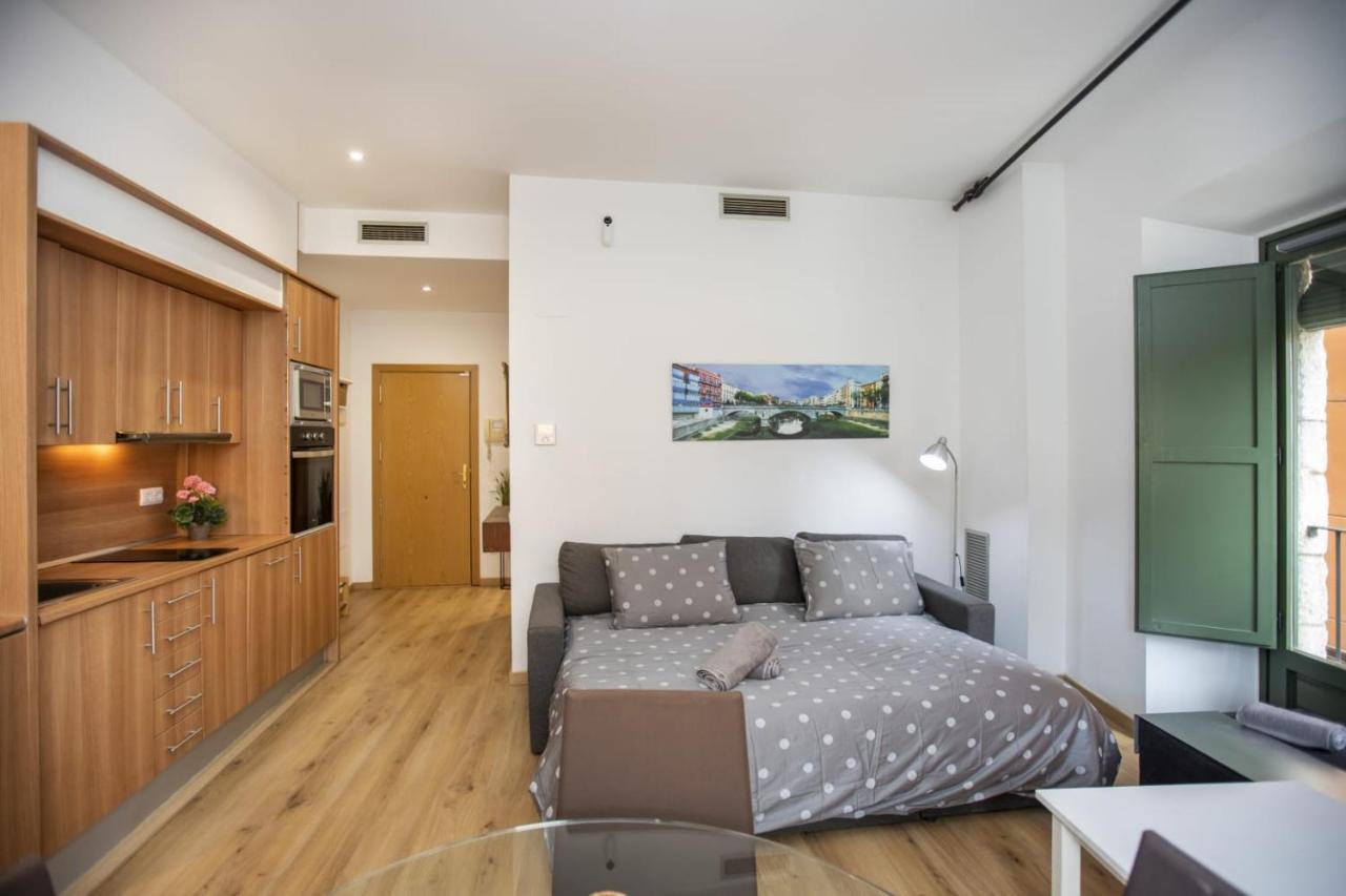 Apartament Al Cor Del Barri Vell De Gerona Exterior foto